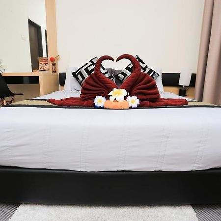 MLH Deluxe Studio Suites @ Landmark Residence Cheras Exterior foto
